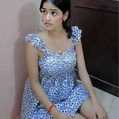 flirty pooja patel twenty one year old call girls babe available for girlfriend experience known for being polite - Call Girls in Bongaon