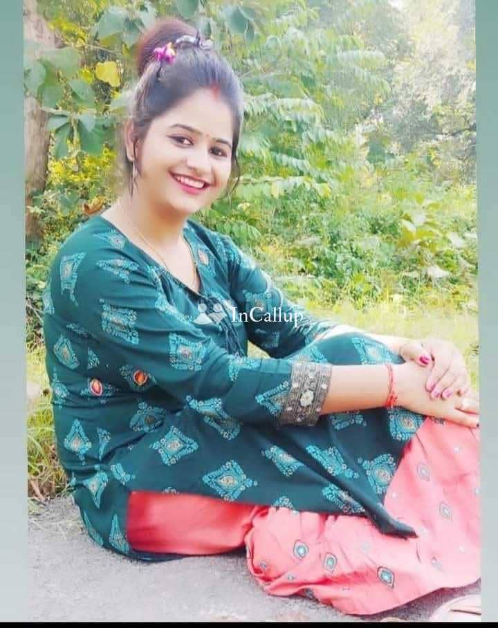 known for being dynamic available for both incall and outcall experienced in body ejaculation threesome handjob - Call Girls in Bongaon