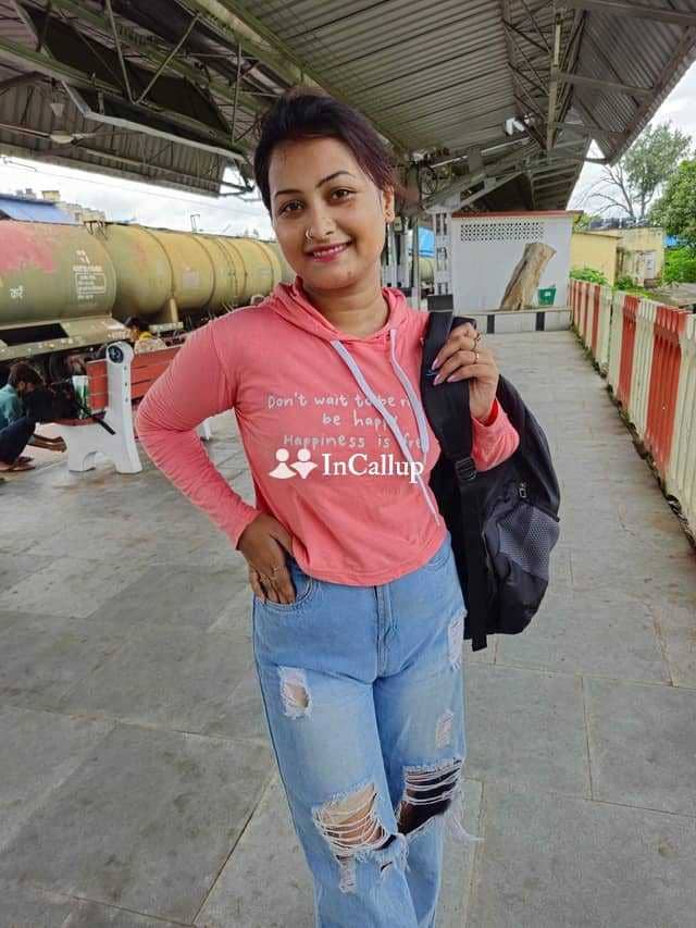 angelic black hair and black eyes meet muskan the nineteen year old call girls you desire - Call Girls in Canacona