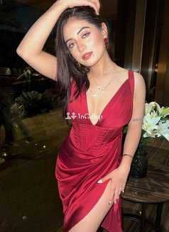 Luxury Room Vip~Gaur City Call Girls ⑨⑧⑨⑨⑨④③④0⑥ Escorts - Female Escort Serviec In Greater Noida Booking - Call Girls in Central Delhi