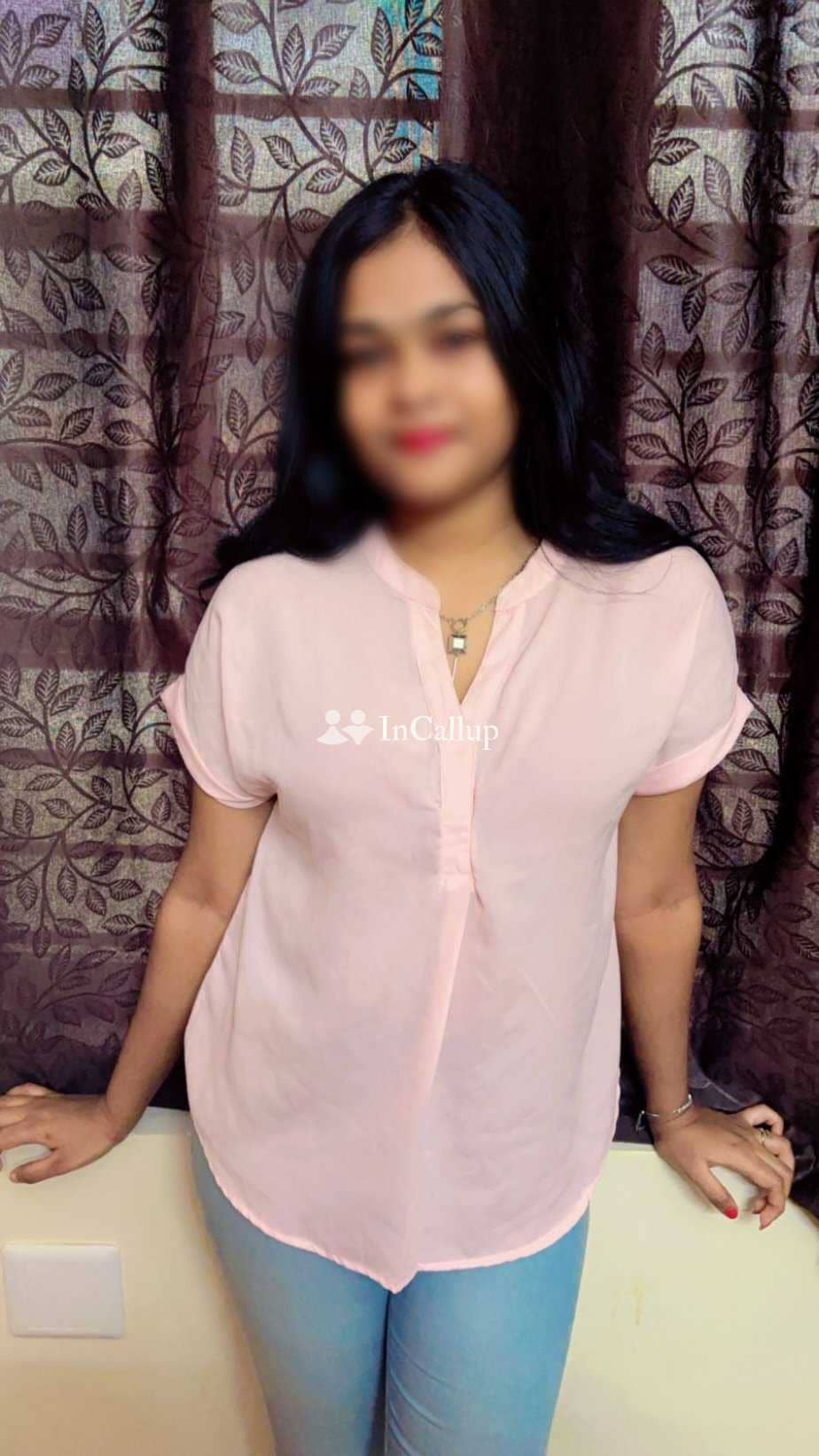 Hire Aerocity Call girls In Delhi (8448380779) Call girl Delhi NCr. - Call Girls in Central Delhi
