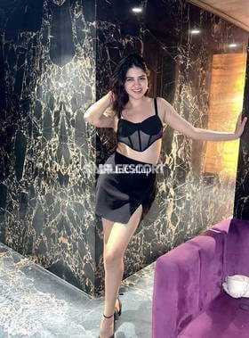 petite with black eyes and black hair naughty available for weekend fun available now trusted reliable service - Call Girls in Champhai