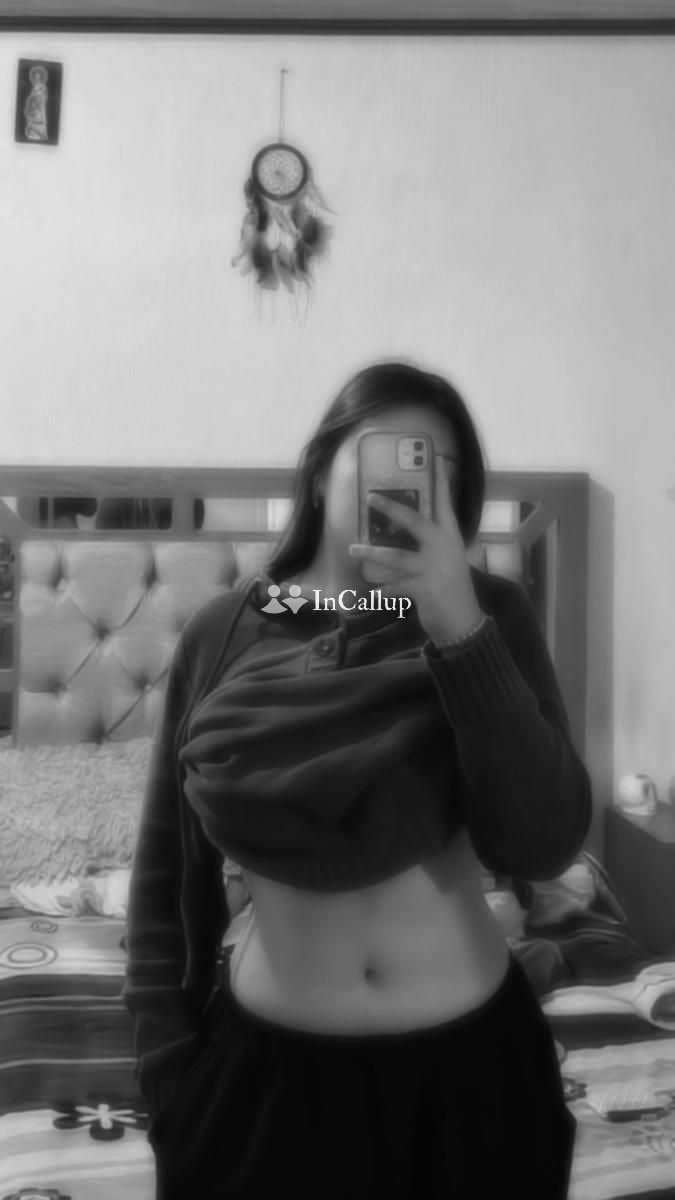 Call Girls Malviya Nagar 7703891840 Delhi Escort - Call Girls in Chanakyapuri