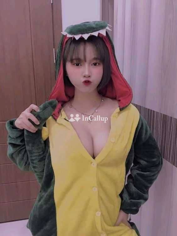 Call Girls In Bharat Nagar Delhi 7703891840 At Your Door Step Service - Call Girls in Chanakyapuri
