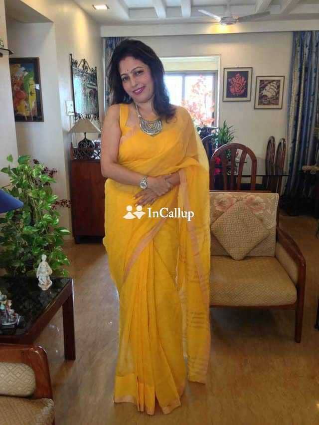 sensual curves and black hair known for being confident sensual muskan nineteen year old call girls - Call Girls in Chandigarh