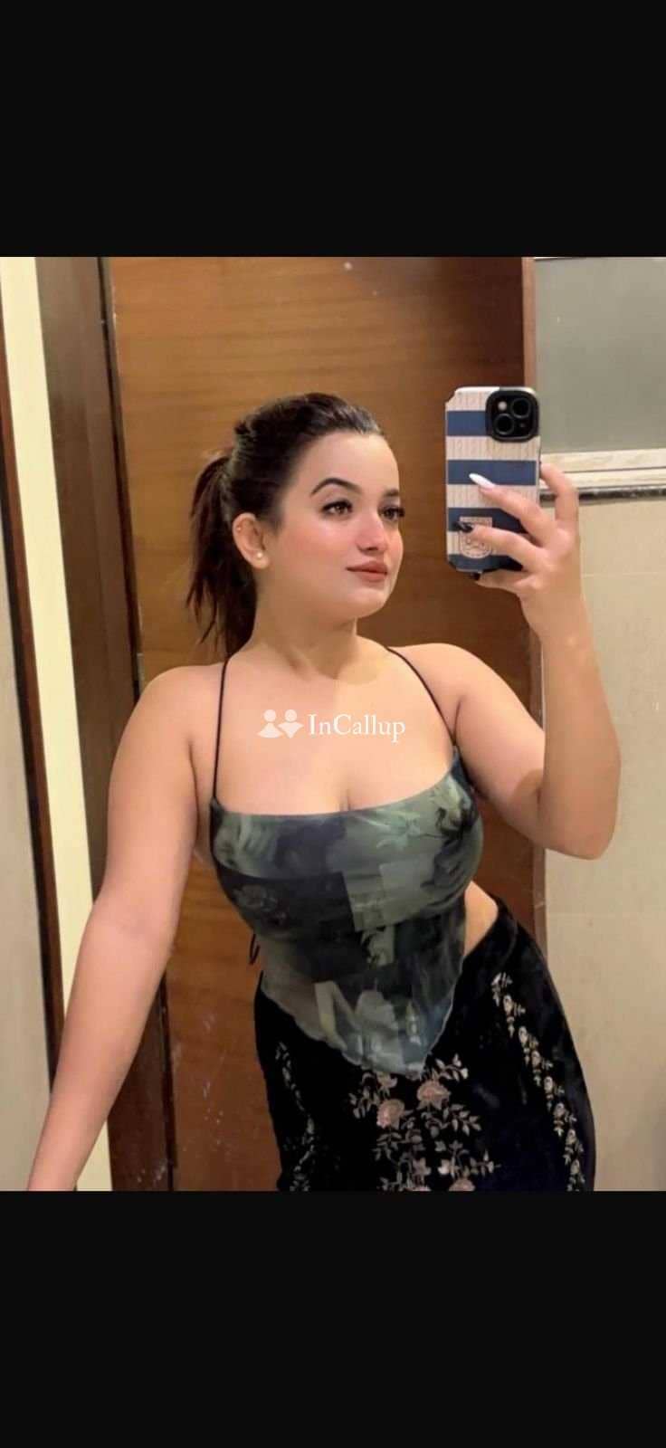 available for incall youthful black hair and black eyes temptress known for being romantic - Call Girls in Chandigarh
