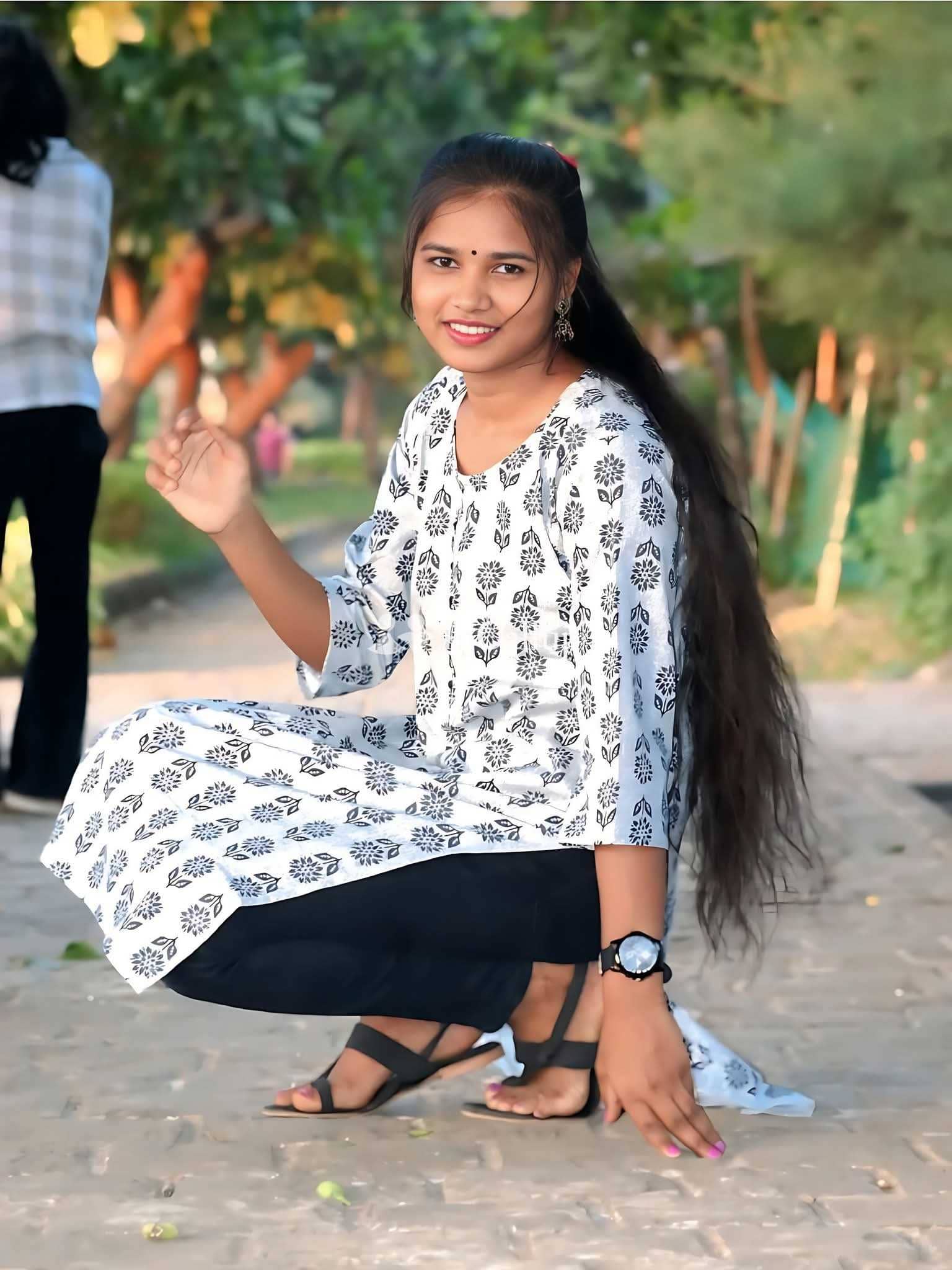 available for girlfriend experience young cash payment availab twenty two year old call girls beauty - Call Girls in Chandrapur