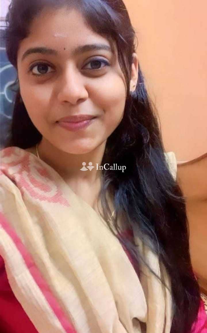 Chandrapur call girl 75429*67358 Low Price  Full Safe And Secure Vip College girl - Call Girls in Chandrapur