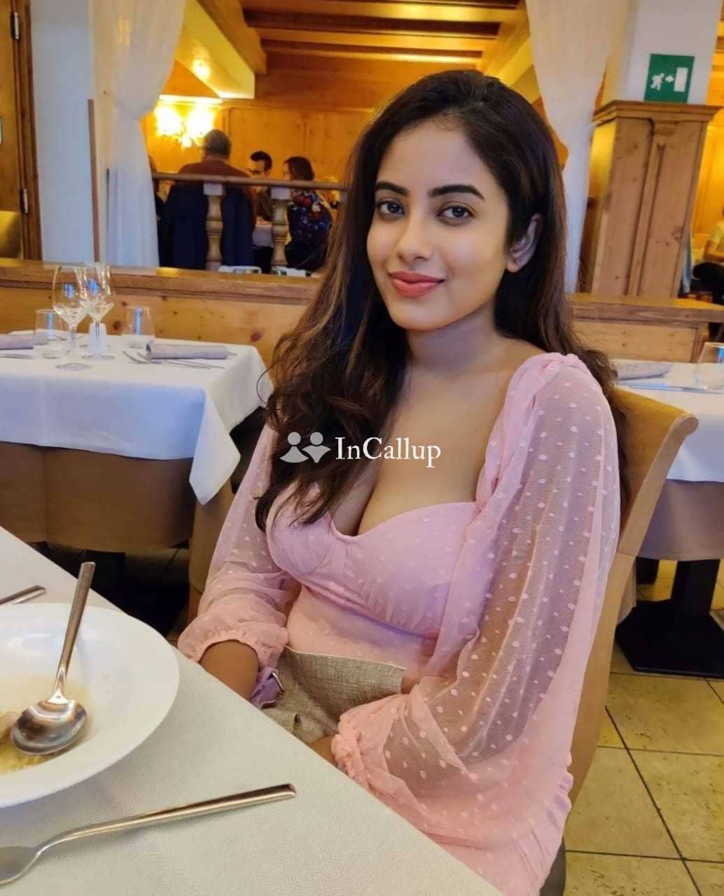 this is diya roy a nineteen year old call girls available now trusted reliable service - Call Girls in Chandrapur