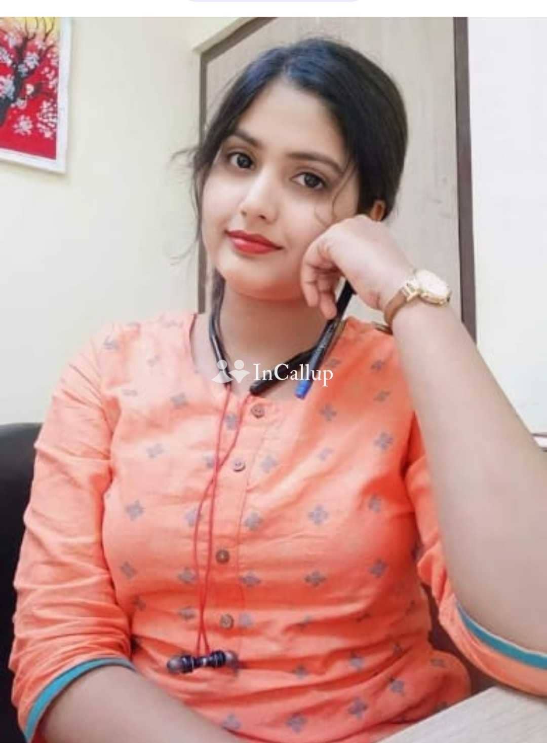 indulge in pleasure with chhapra gitanjalihot  your curvy blonde call girl for unforgettable experiences - Call Girls in Chapra