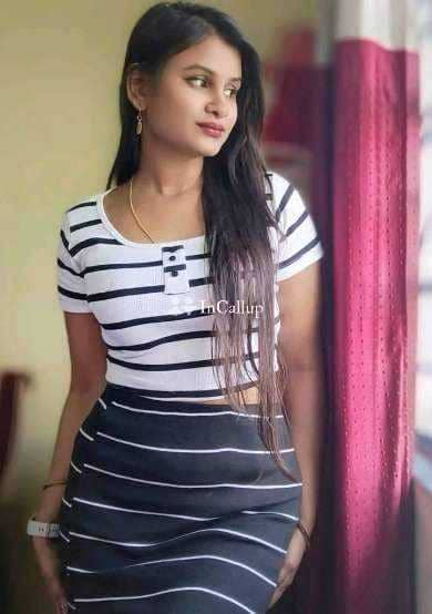 Chhapra Gitanjali hotelmyself Kumari only college girl only cash payment available hand to hand no a - Call Girls in Chapra