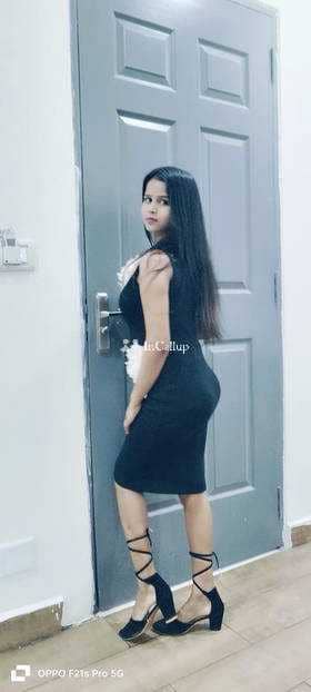 youthful auburn hair and black eyes available for available 24x7 living in charaideo - Call Girls in Charaideo