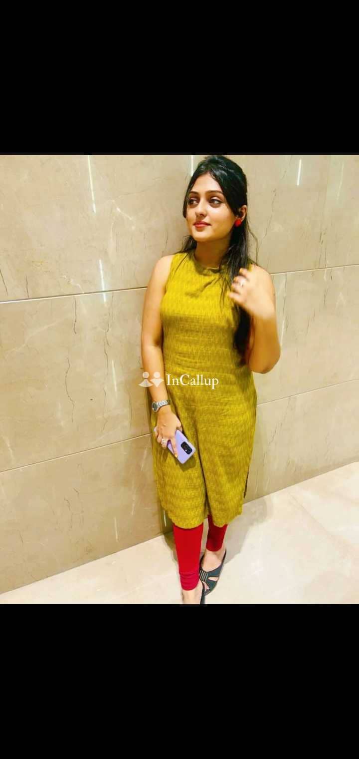 girlfriend perfect brown hair and black eyes available now trusted reliable service - Call Girls in Chatra