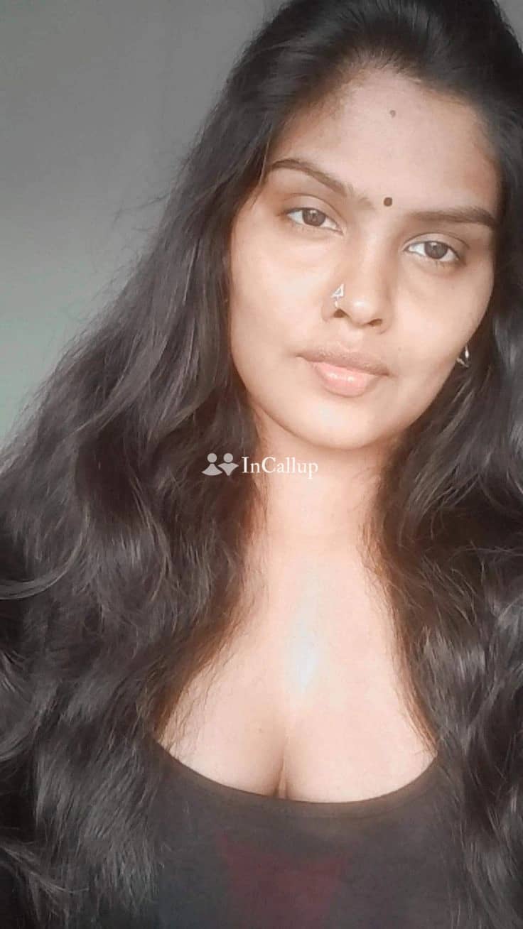 alluring black hair and black eyes known for being confident available now trusted reliable service - Call Girls in Chennai