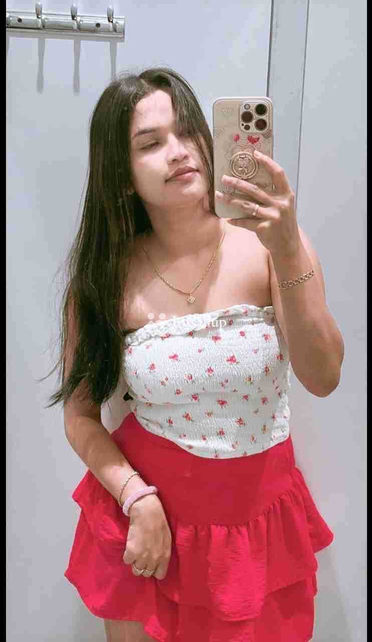 Full Desi call girl hostel new model independent girls available low price big Bobs full body massag - Call Girls in Chhindwara