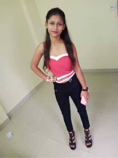 explore looking beautiful stunning twenty one year old call girls companion known for being seductive - Call Girls in Chinsurah