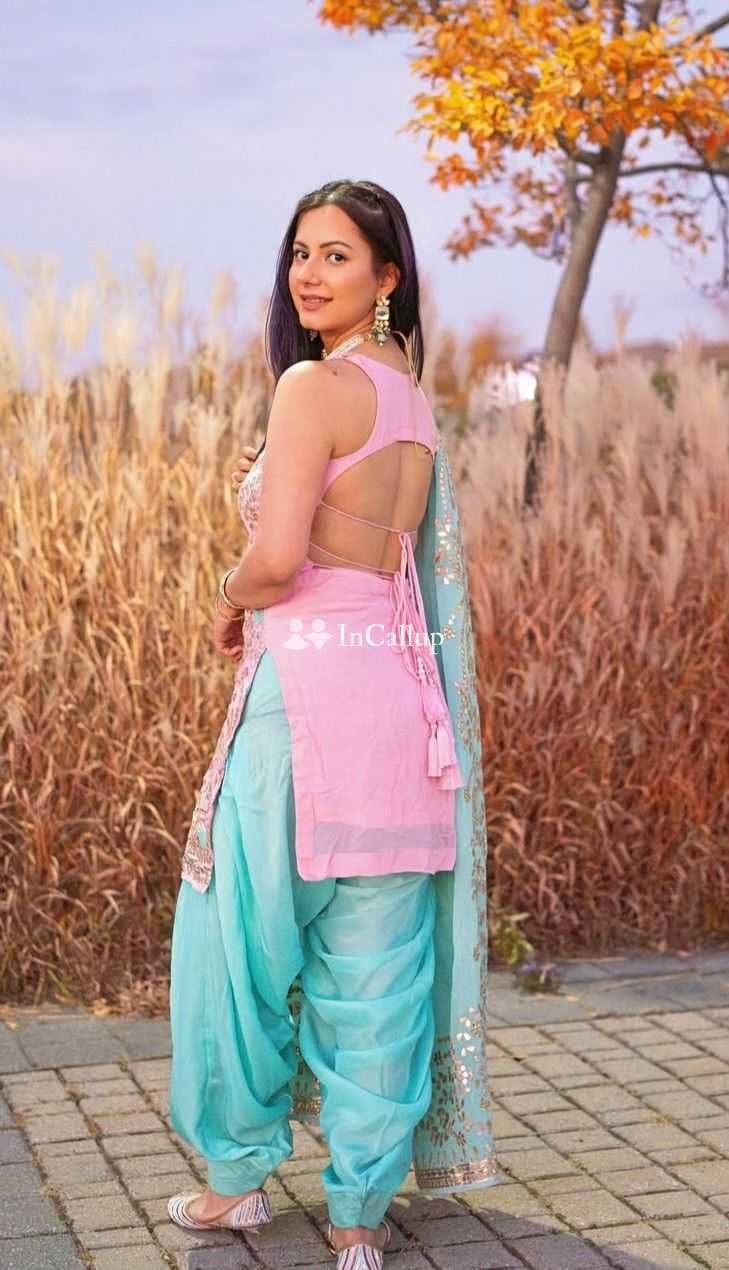 known for being tempting present in chinsurah adorable black eyes and brown hair available for incall - Call Girls in Chinsurah