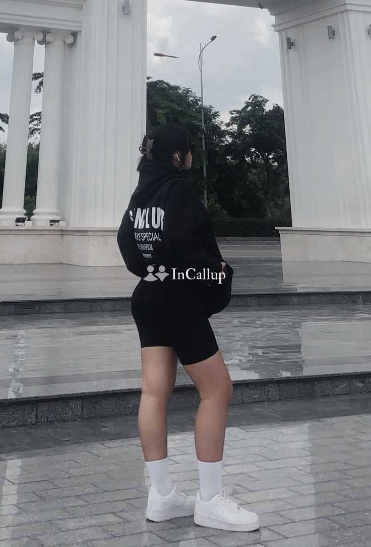 Call Girls in Paschim Vihar 7703891840 Delhi Escorts Service - Call Girls in Connaught Place