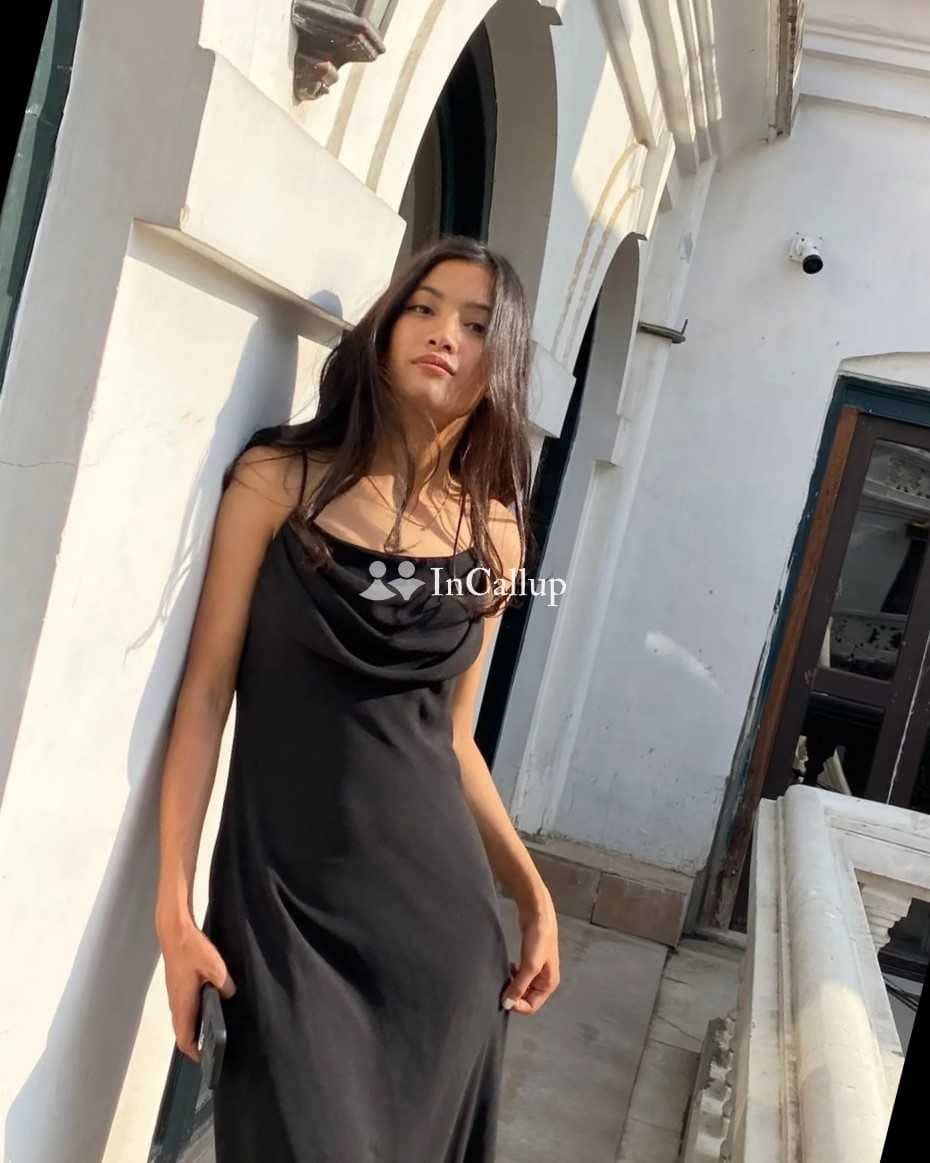 CALL GIRLS IN DELHI+91 915-333-5777 ROZZY ✔️ ✔️Delhi Call Girls Escorts Provider 24x7 Available Delhi - Call Girls in Connaught Place