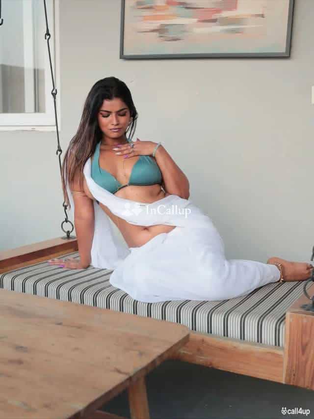 meet me in connaught place available for flexible hours say hello to nishu twenty year old call girls available now - Call Girls in Connaught Place