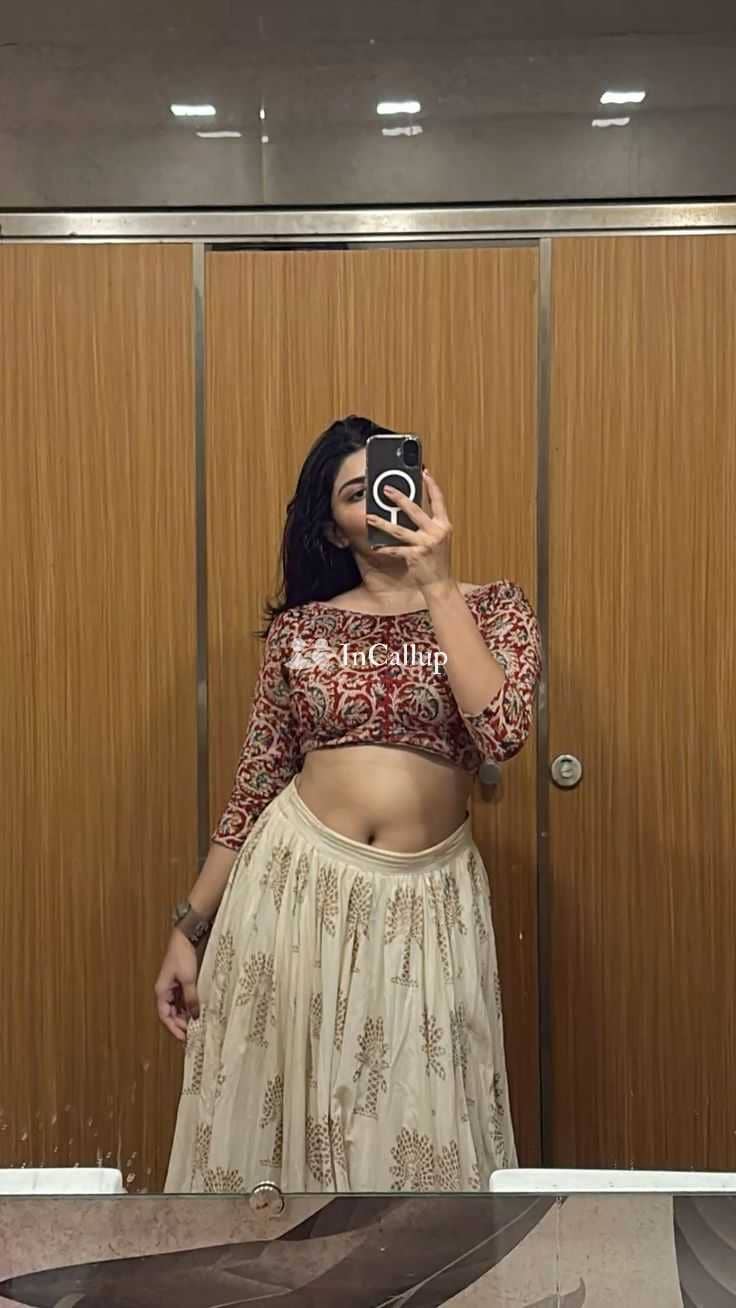 Call Girls in India Gate 7703891840 justdail Delhi NCR - Call Girls in Connaught Place