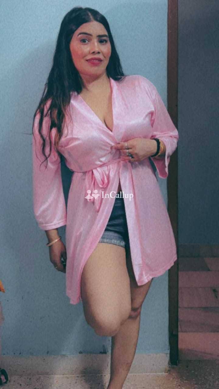 star smooth blonde eyes and black hair available now trusted reliable service - Call Girls in Connaught Place