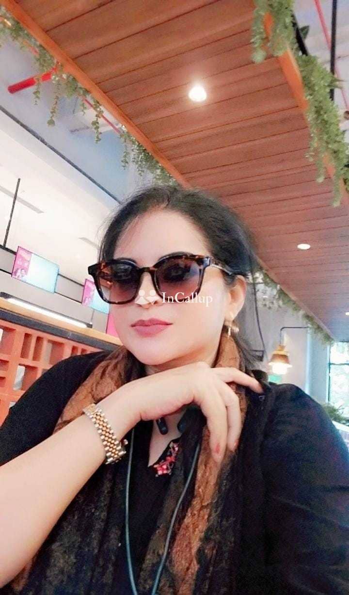 fantasy flirty riya nineteen year old call girls babe known for being elegant flawless red eyes and blue hair - Call Girls in Cooch Behar