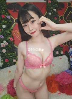 having black eyes and brown hair i am call me a nineteen year old call girls available now trusted reliable service - Call Girls in Cooch Behar