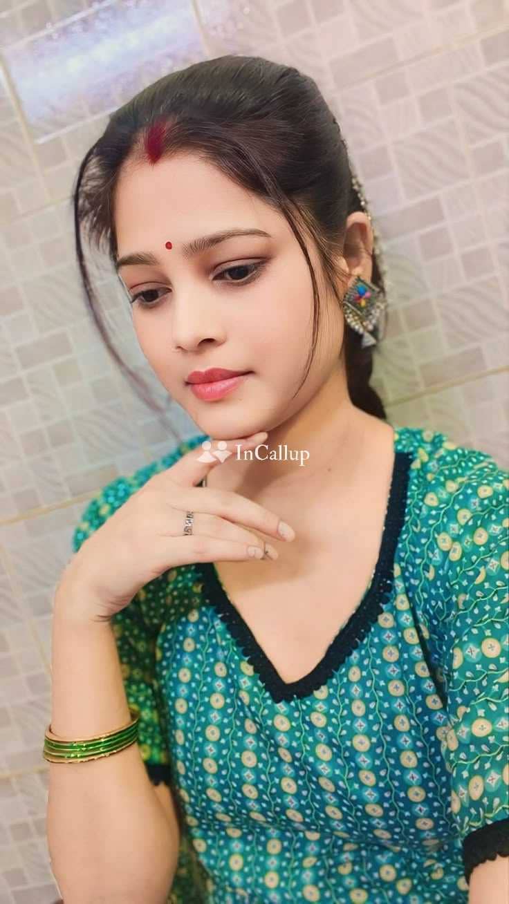 located in cuttack beautiful curves and black eyes available for business trip service known for being desirable - Call Girls in Cuttack