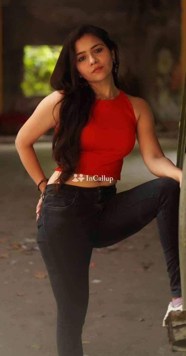 long legs and black eyes introducing siya a twenty three year old call girls ready to please - Call Girls in Darbhanga