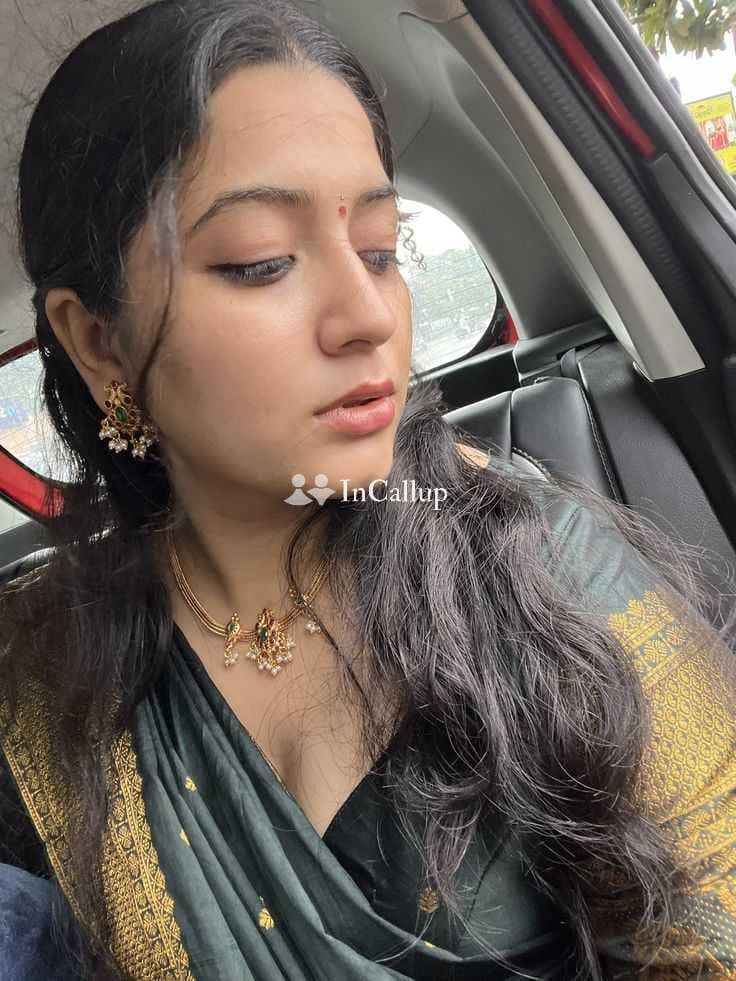 stunning kushi twenty one years old call girls playmate available for available anytime known for being fun loving - Call Girls in Davanagere