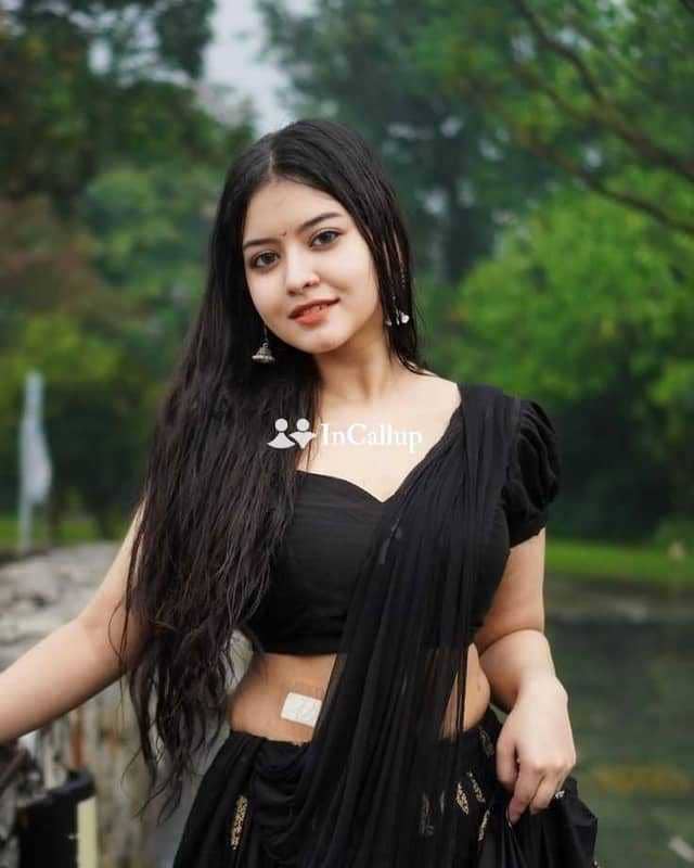 stylish blonde hair and black eyes elite escort in deoghar available now trusted reliable service - Call Girls in Deoghar