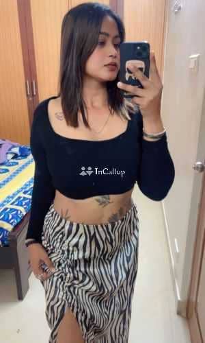 sexy puja twenty two years old call girls known for being polite sexy auburn body and brown hair - Call Girls in Deoghar