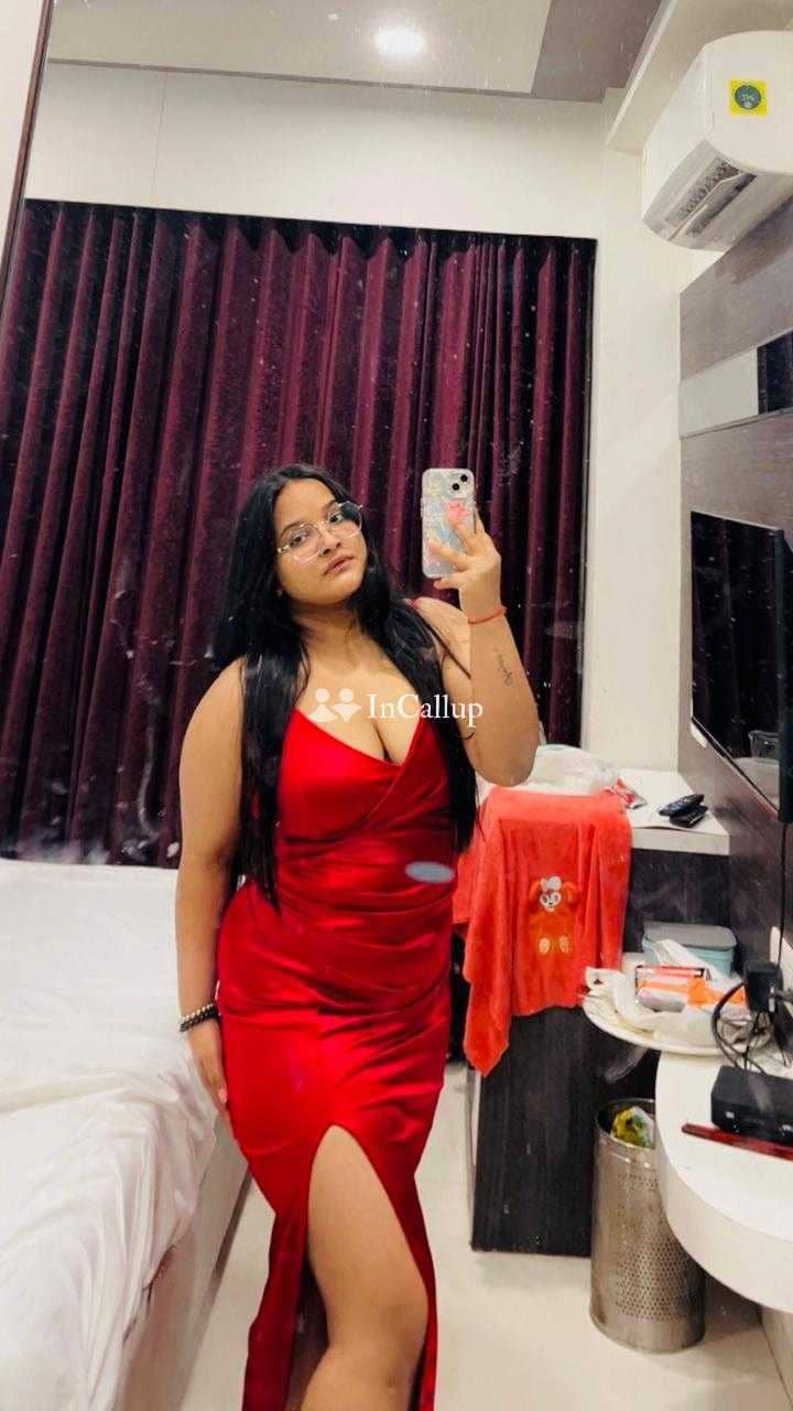 ravishing this is riya roy an elegant twenty year old call girls available for long bookings - Call Girls in Dewas