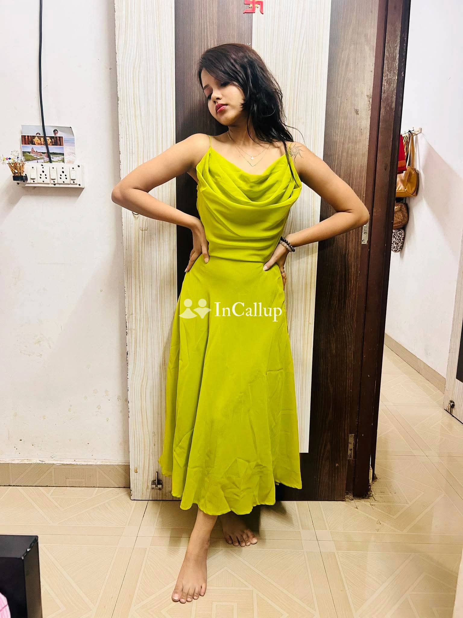 beautiful curves and black eyes available for short notice available available now trusted reliable service - Call Girls in Dewas