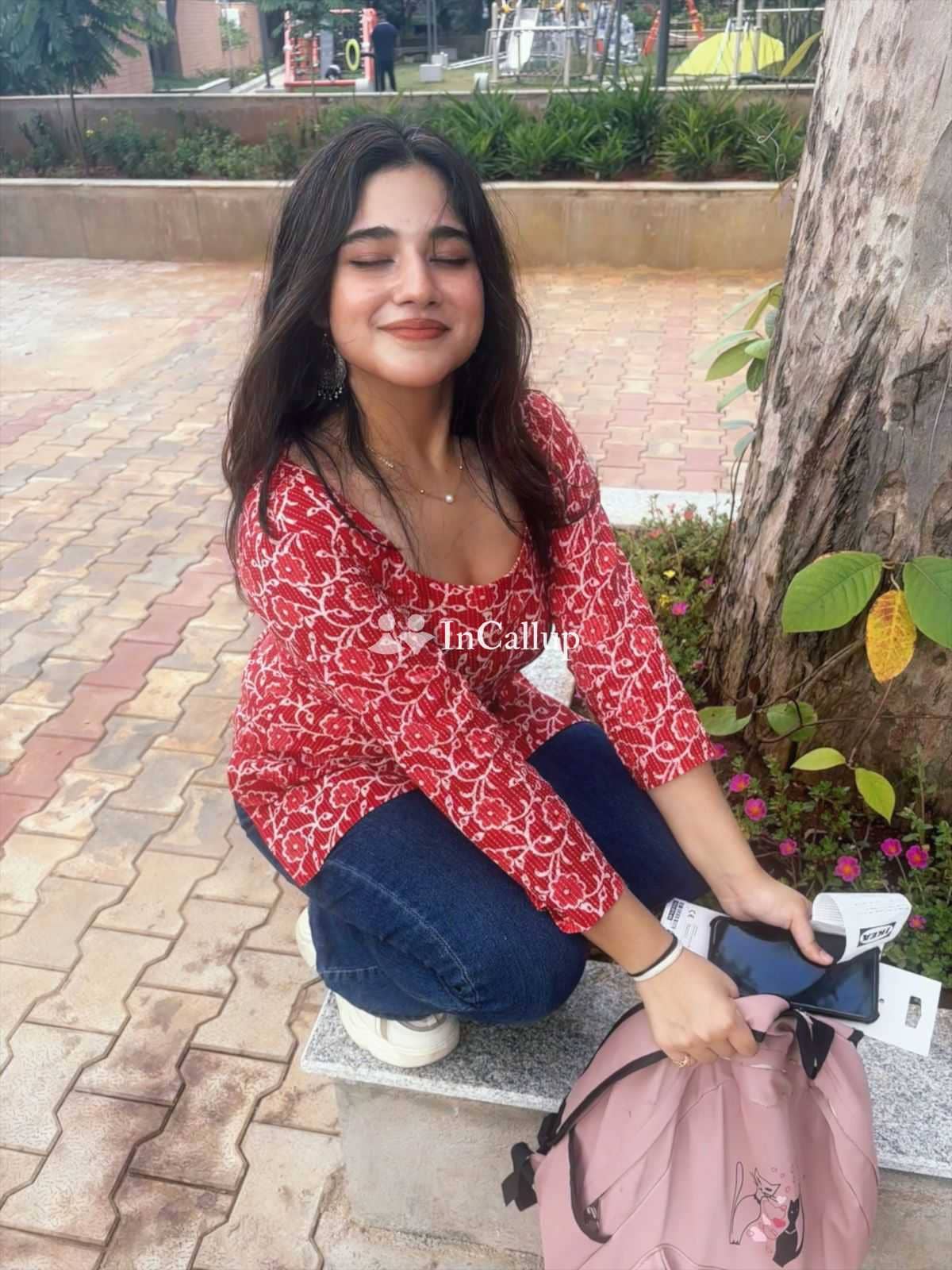 adorable black eyes and black hair experience passion with priya a twenty two year old call girls flirty - Call Girls in Dhubri