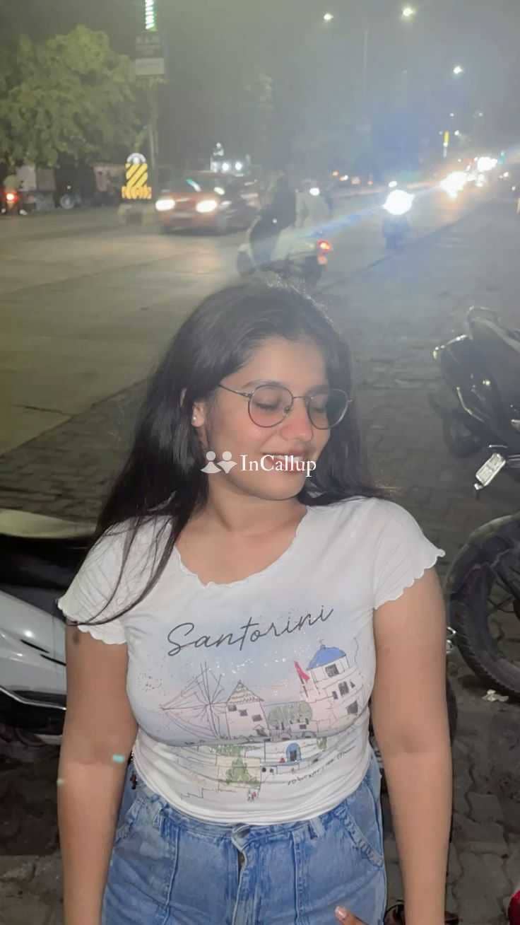 young mahi twenty one year old call girls beauty with black hair and black eyes available for available anytime - Call Girls in Durgapur