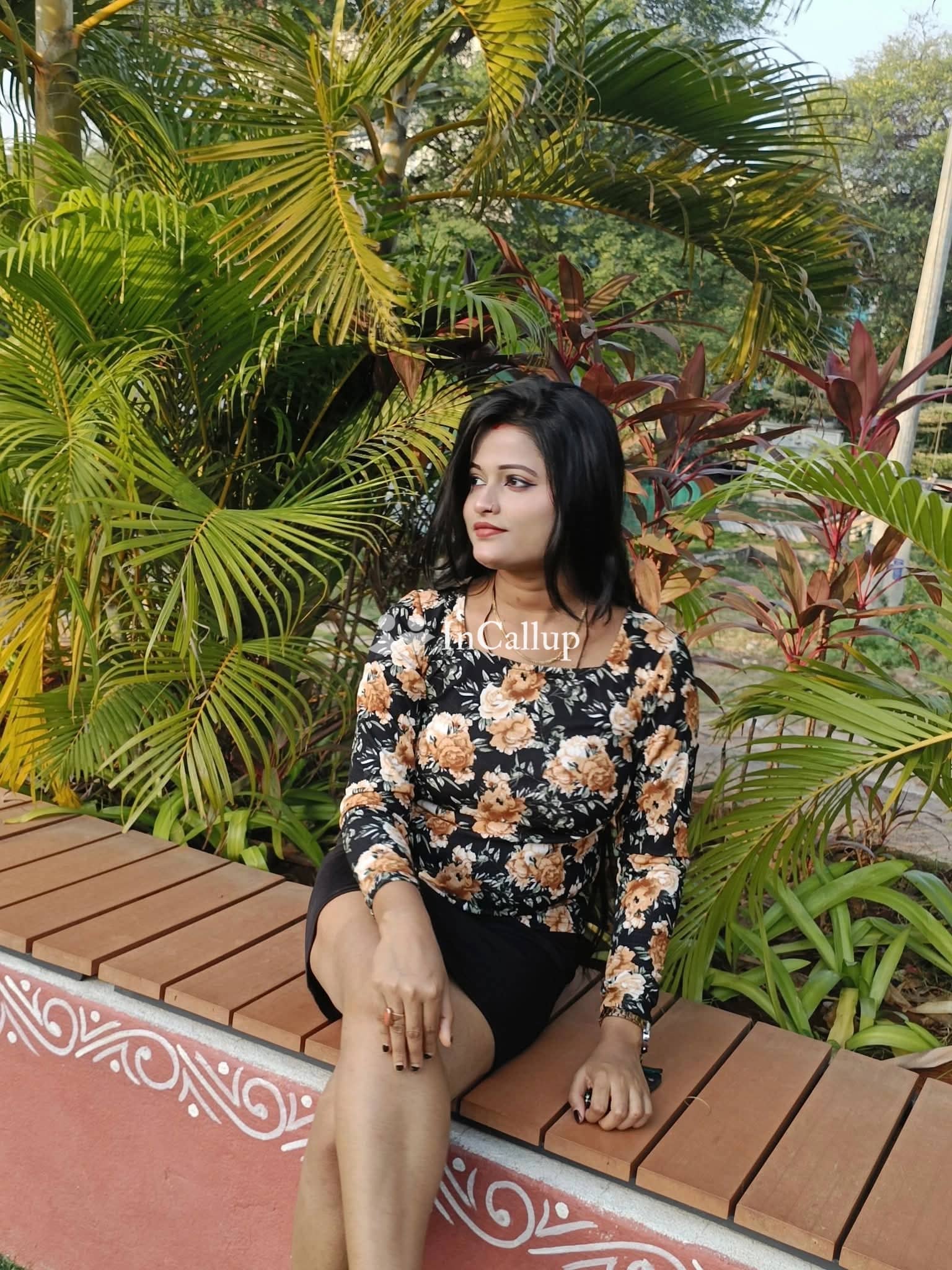 discover the allure of sital kumari  petite escort in durgapur offering exclusive girlfriend experiences and more - Call Girls in Durgapur