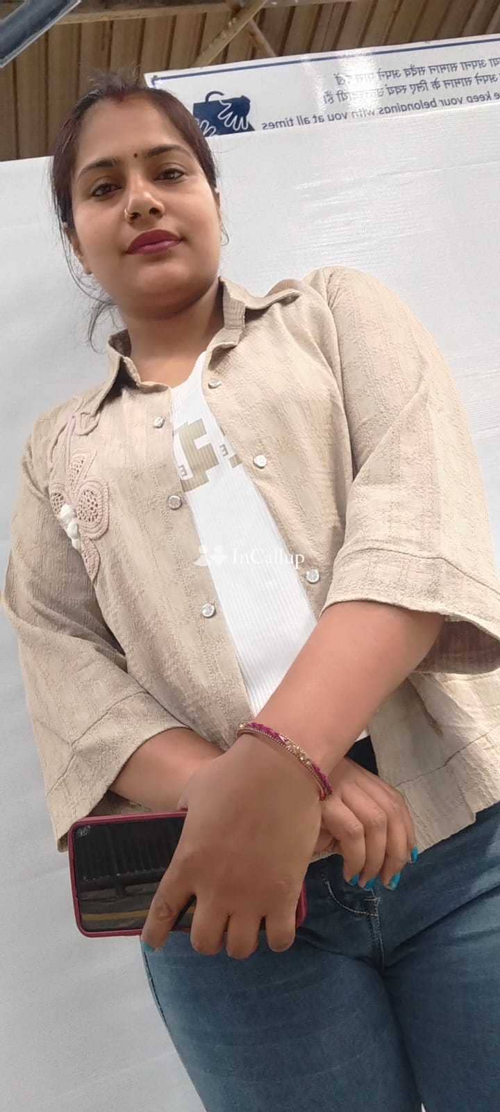 available for business trip service beautiful curves and blonde eyes known for being ravishing - Call Girls in Durgapur