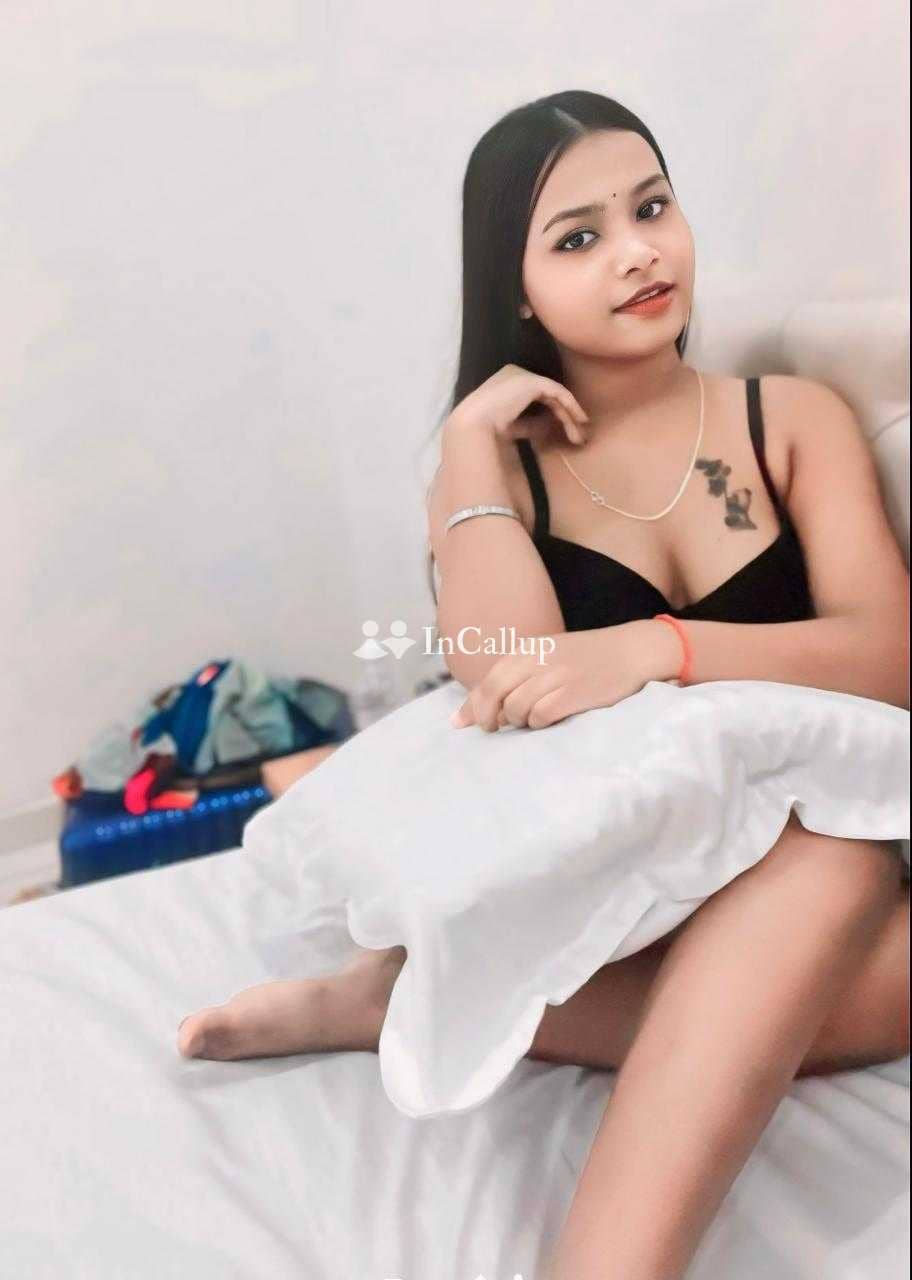premium babe from durgapur smooth brunette eyes and brown hair reliable girlfriend experience companion - Call Girls in Durgapur
