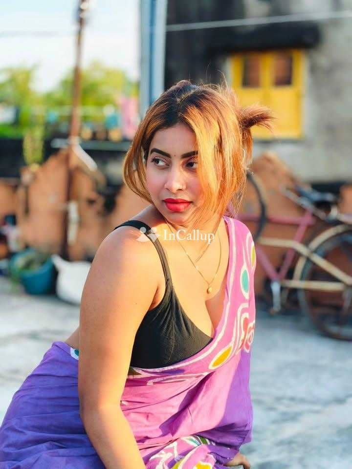 hot black eyes and brown hair durgapur escort service available now trusted reliable service - Call Girls in Durgapur