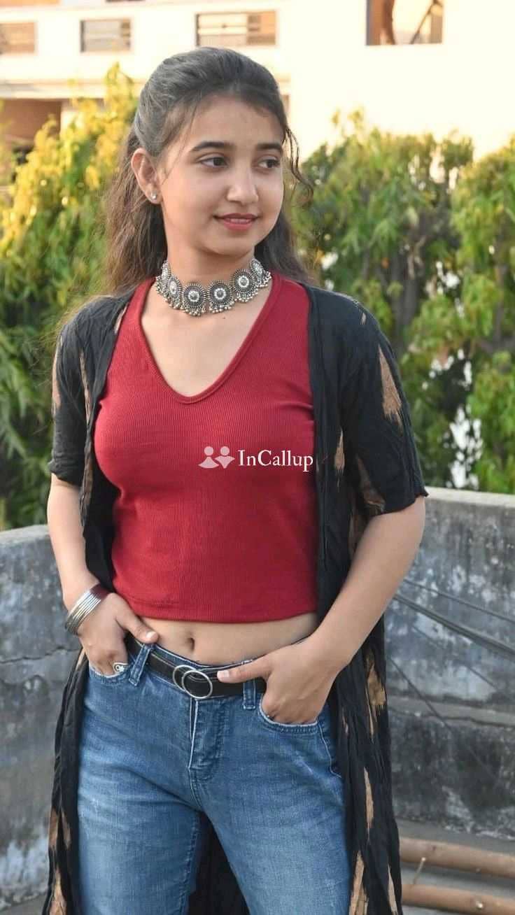 available for business trip service beautiful model in durgapur stylish black hair and brown eyes - Call Girls in Durgapur