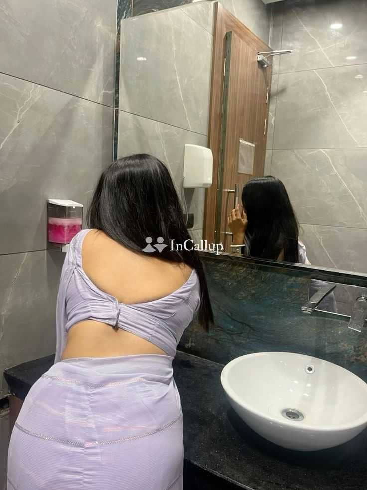 Young Call Girls in JW Marriott Hotel New Delhi 7703891840 Aerocity Delhi Escorts Service - Call Girls in Dwarka