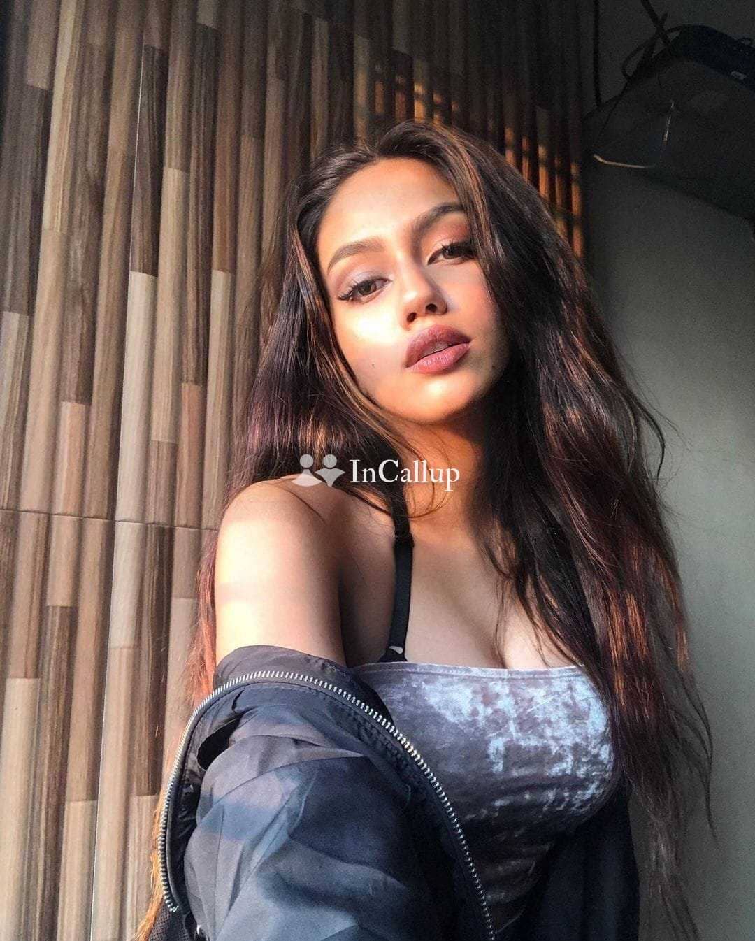 8860366521, Call Girls Near Hotel Radisson Blu Dwarka, New Delhi - Call Girls in Dwarka