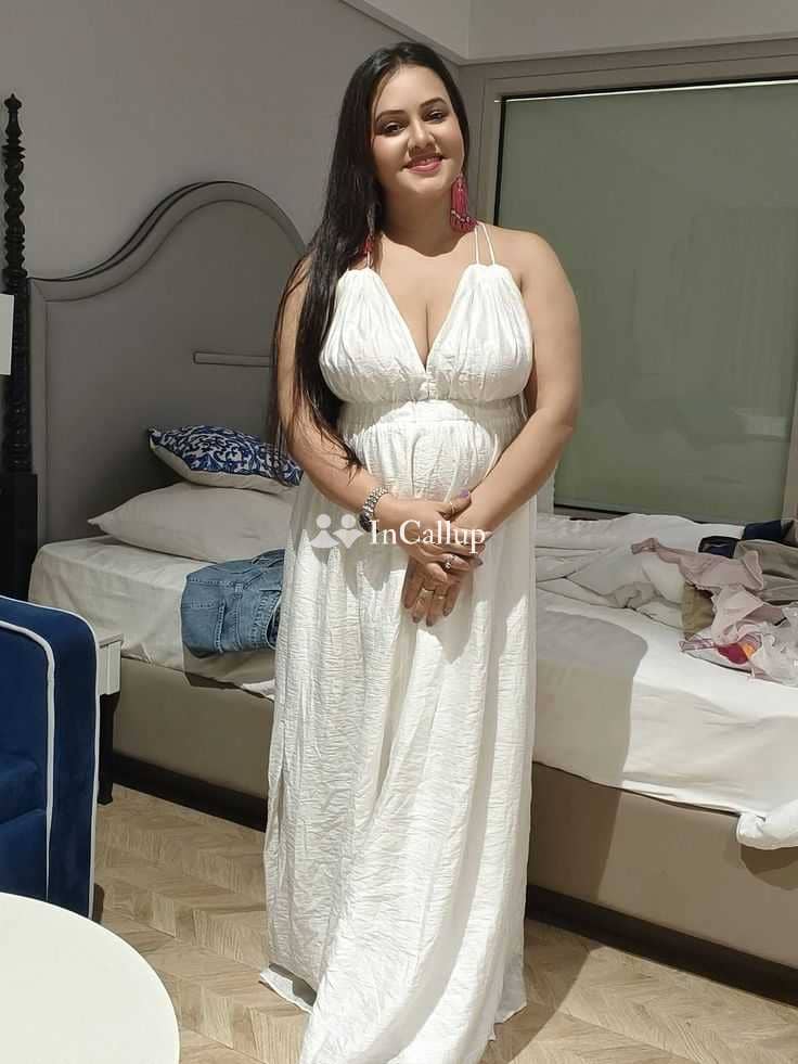 mature madhu twenty two year old call girls available for hotel visits available now trusted reliable service - Call Girls in Dwarka