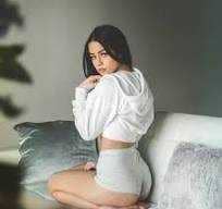 Call Girls In Chhatarpur 9711881147 Escort Service Women Seeking men In Delhi Ncr - Call Girls in East Delhi