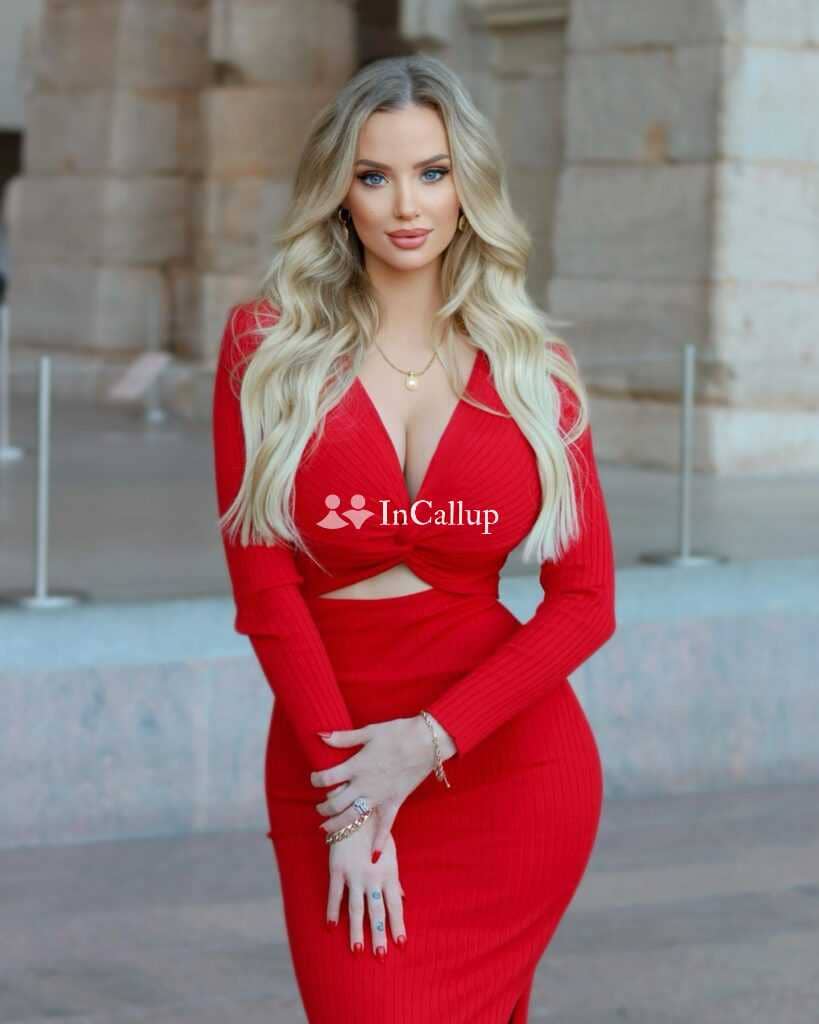 Call Girls East-Of-kailash 7065501582 Short Night Home delivery delhi - Call Girls in East Delhi