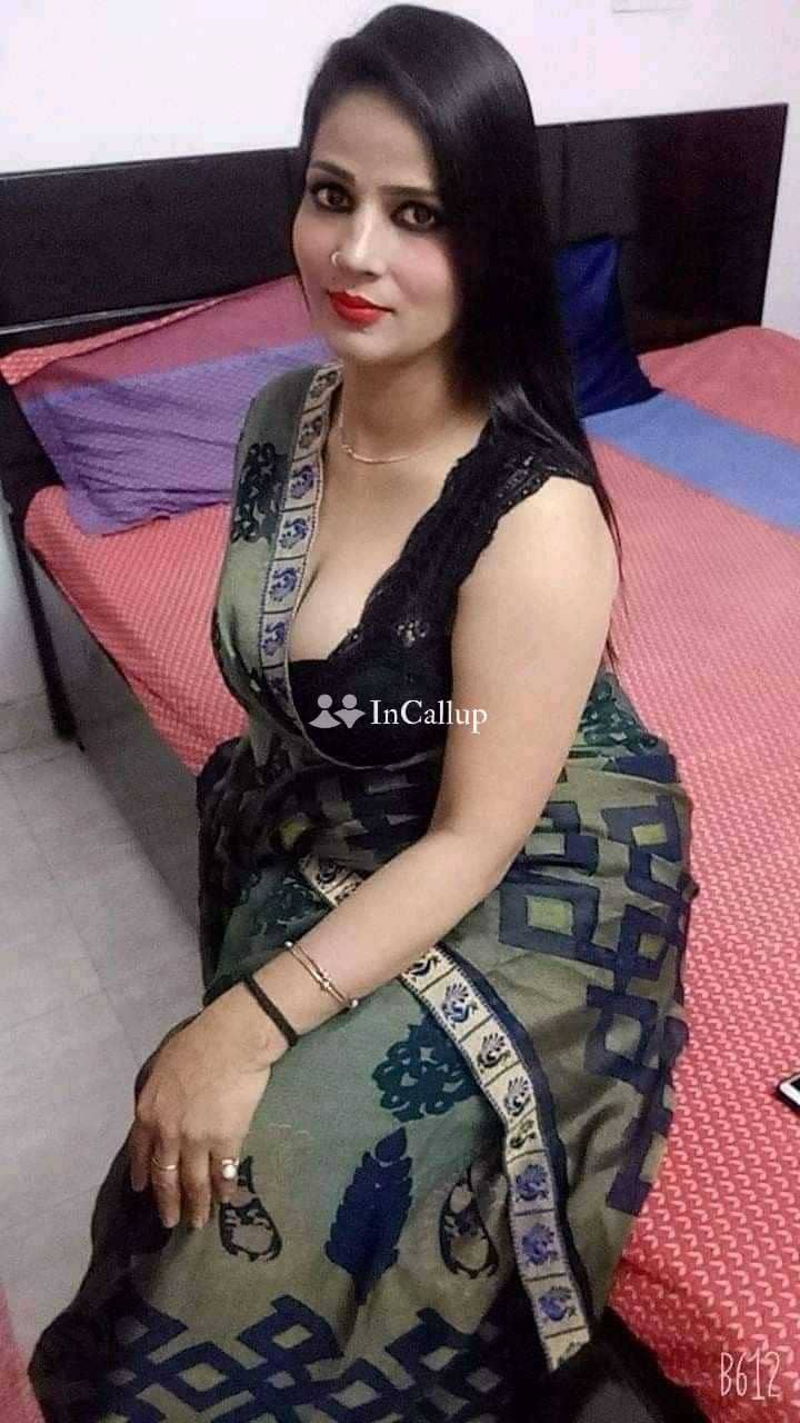 with black hair and black eyes known for being skilled available for both incall and outcall based in egra - Call Girls in Egra