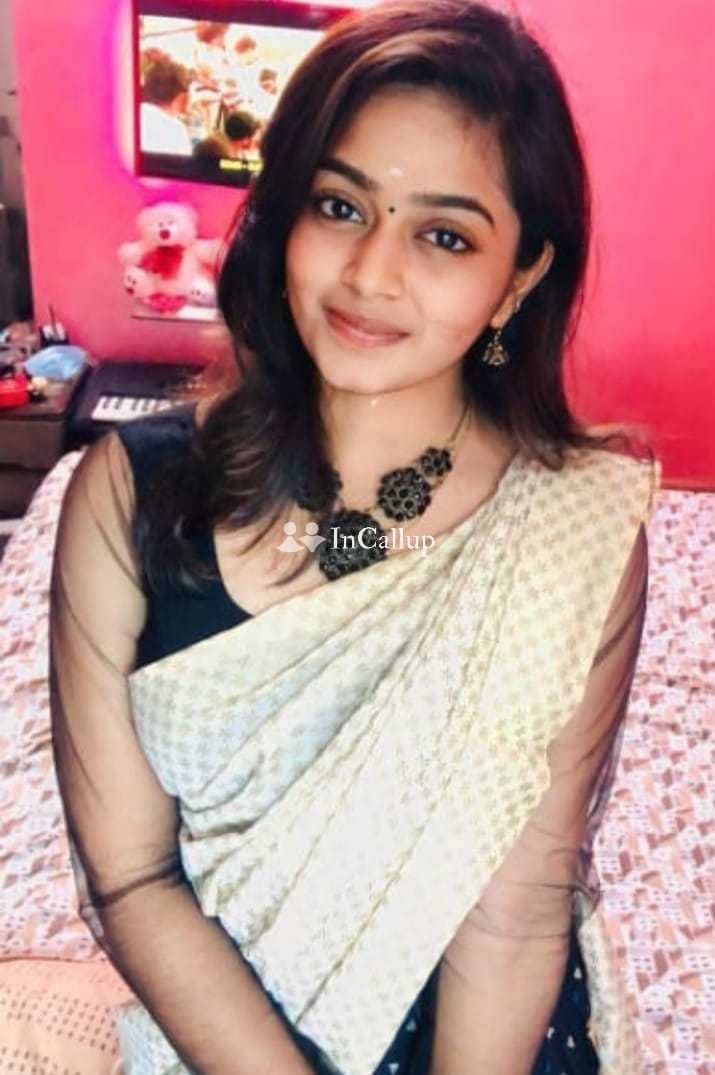 Eluru call girl 994239//4628 Low Price  Full Safe And Secure Vip College girl - Call Girls in Eluru