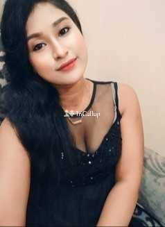 Priyanka Chopra enjoy full milega Hamare service mein all service available VIP call call kare - Call Girls in Farrukhabad